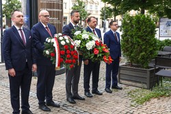 Lider PSL o upamiętnieniu ofiar rzezi wołyńskiej: To nie jest wbijanie noża w Ukrainę