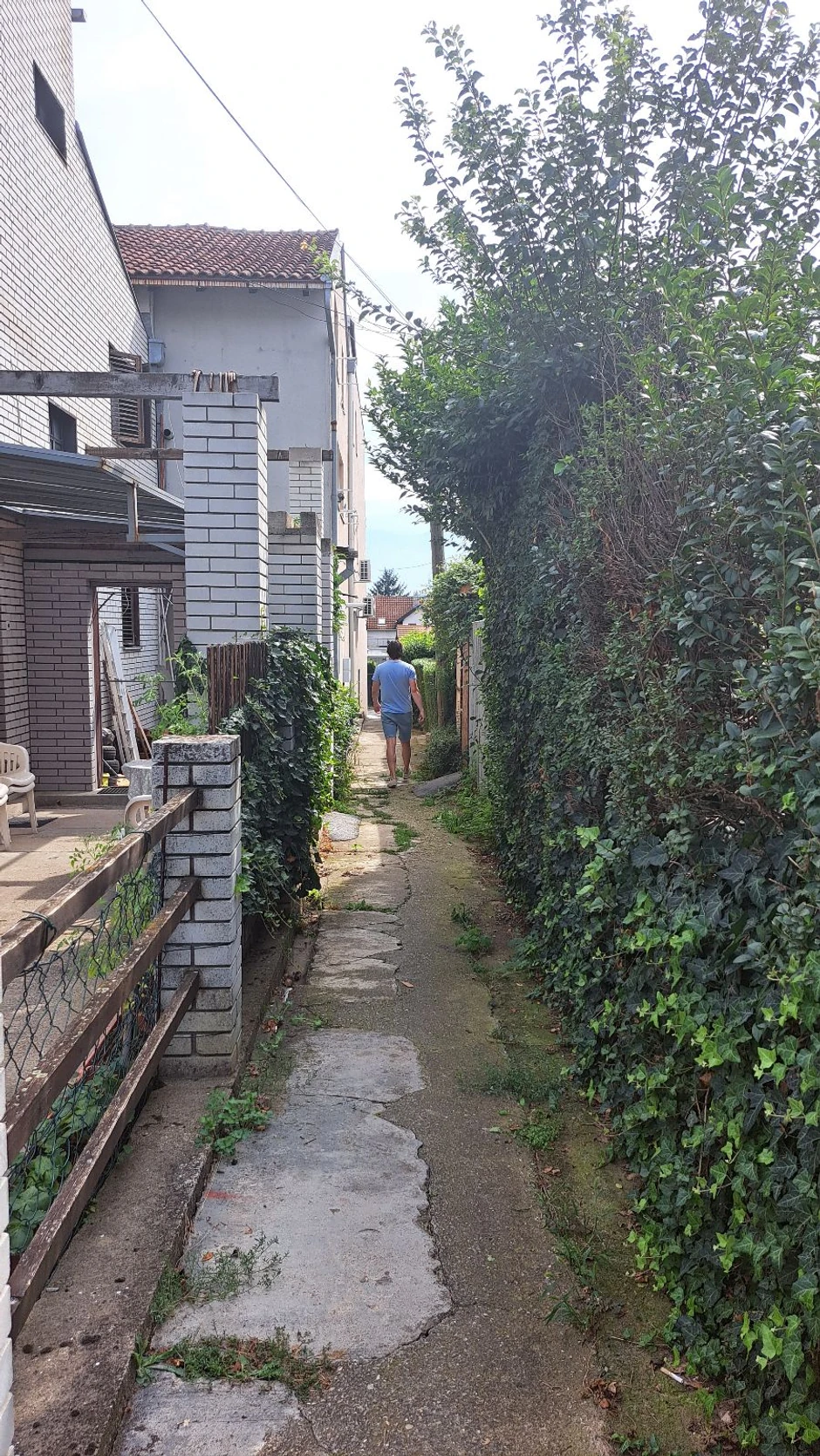 Ulica u kojoj živi ranjeni tinejdžer