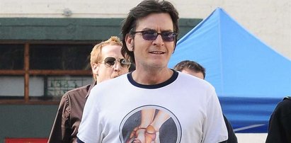 Charlie Sheen będzie leczył