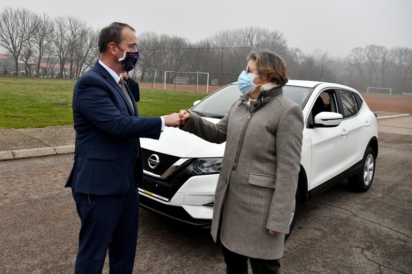 Donacije ambasadora SAD