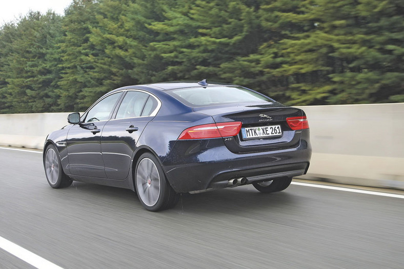 Jaguar XE 20d - 440 punktów