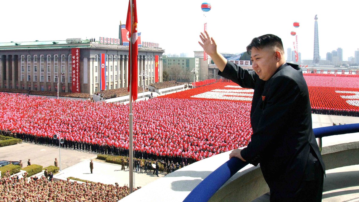 Korea Północna zagroziła dzisiaj, że jest gotowa do odwetu w obliczu międzynarodowego potępienia dla testu rakiety dalekiego zasięgu. Koreańczycy zapowiedzieli, że przyspieszą badania nad bronią jądrową, które mają doprowadzić do trzeciego testu nuklearnego na ich terytorium - donosi agencja Reutersa.