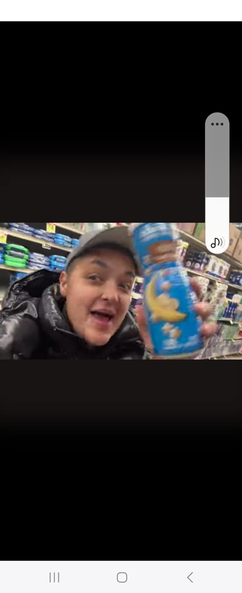 Marija sinu kupila napitak od banane