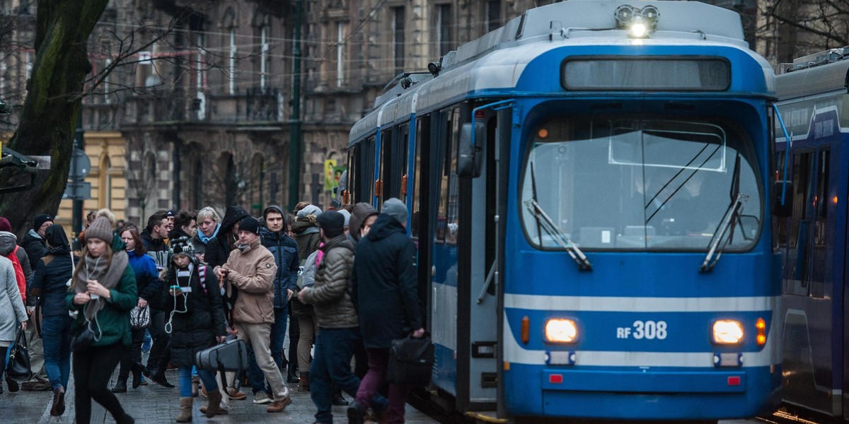 Bilety okresowe w Krakowie będą tańsze 