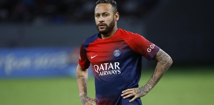 Neymar chce odejść z PSG, zagra z Lewandowskim? Jest pewien problem