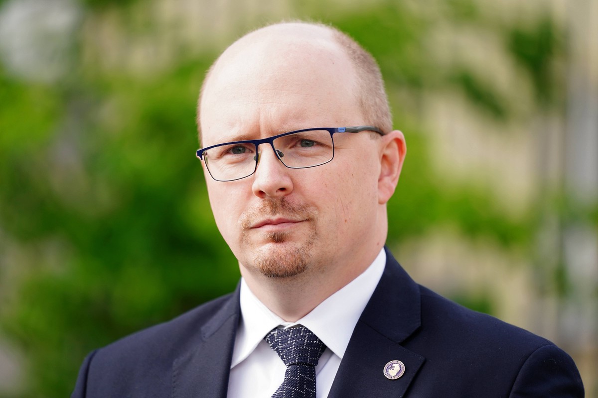 Warszawa, 09.07.2020. Prezes zarządu Instytutu na rzecz Kultury Prawnej Ordo Iuris Jerzy Kwaśniewski podczas konferencji prasowej przed warszawskim ratuszem, 9 bm. Konferencja dotyczyła informacji o wnioskach z kontroli poselskiej. (mm/doro) PAP/Mateusz Marek