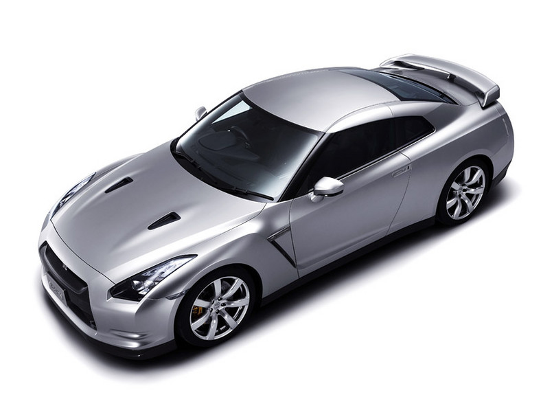 Nissan GT-R w Polsce już za 324,9 tys. zł