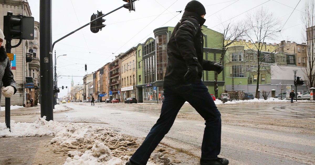 Mróz i śnieg uderzą szybciej, niż myślisz! IMGW ostrzega: będzie ślisko, biało i coraz chłodniej
