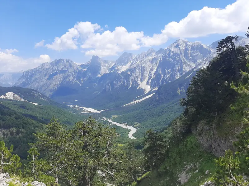 Wakacje w pandemii: Macedonia, Albania i Czarnogóra. &quot;Sporo turystów z Polski&quot;