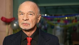 Grał Paździocha w "Kiepskich". Jak naprawdę miał na nazwisko?