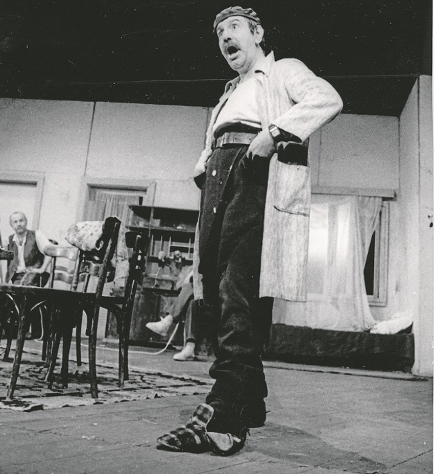 „Ja bih te molio, Rumenka, da
obratiš pažnju na
ponašanje, Rumenka. Fundamentalno
obrati pažnju na
ponašanje!“