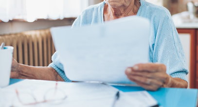 Zobaczyła ogromny rachunek za wodę i zmarła. Wigilijna tragedia seniorki