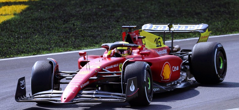 Charles Leclerc wygrał kwalifikacje. Na torze Monza ruszy z pole position