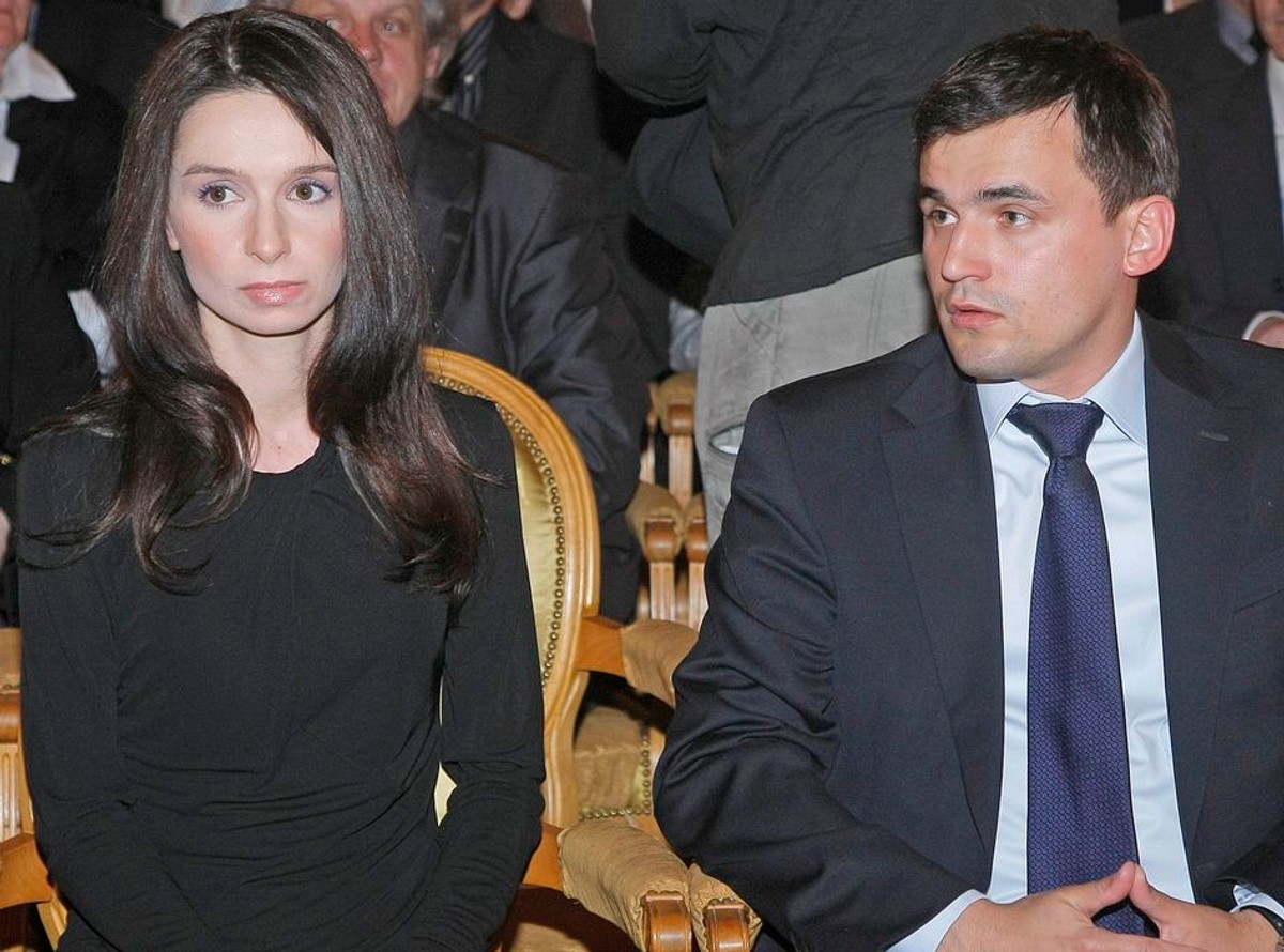 Dubieniecki napadł na fotoreportera? Rozbił mu szybę w samochodzie
