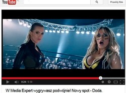 Seksowna Doda pręży się na bokserskim ringu w nowej reklamie [WIDEO]