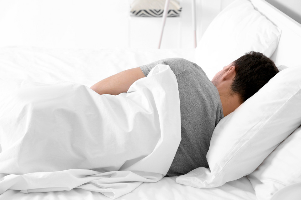 9. Mężczyźni mają ok. 9 erekcji w trakcie snu