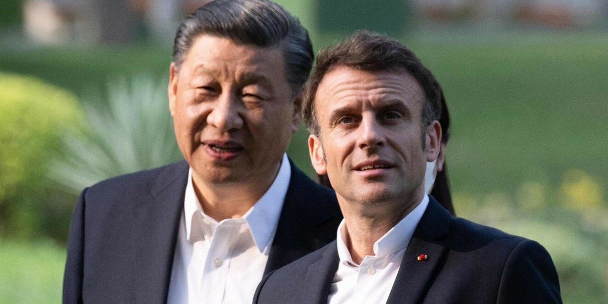 Xi Jinping oraz Emmanuel Macron.