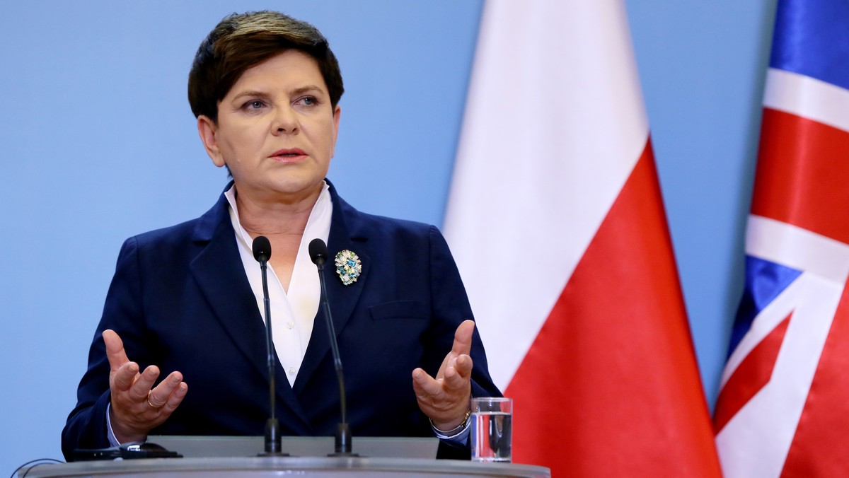 Mocne słowa w liście do premier Beaty Szydło. Związkowcy z grupy Kopex, która przeżywa trudności finansowe, zaapelowali do szefowej rządu o pomoc. Pracownicy firmy skarżą się na dramatyczną sytuację producentów maszyn i urządzeń górniczych, a także niepewny los załóg tam pracujących.