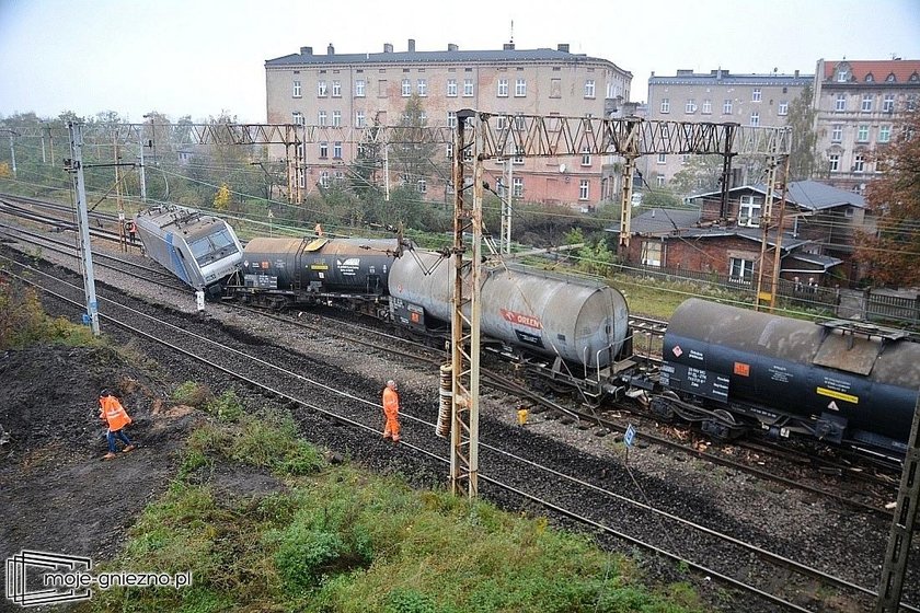 Wykolejenie pociągu z siarką w Gnieźnie