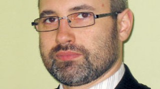 Przez kogo może być reprezentowana strona w postępowaniu przed organami administracji publicznej