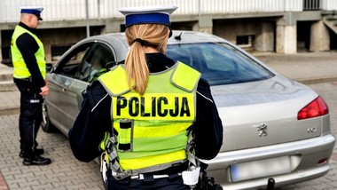 mandat 500 zł i 12 punktów za google maps. policja wyłapuje jeden błąd