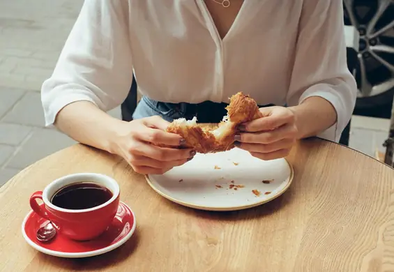 Trzy produkty, które nasilają niepokój i sześć, które koją nerwy