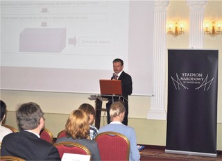 Zamówienia publiczne: Realizacja procedur zakupowych i systemy elektroniczne