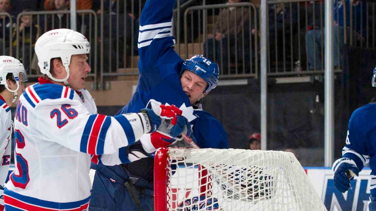 Nie jest łatwo wygrać w Madison Square Garden, ale Toronto Maple Leafs poradziło sobie na tym ciężkim terenie. Klonowe Liście zwyciężyły w Nowym Jorku ze Strażnikami 4:2.