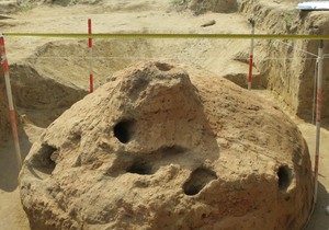 POŽAREVAC-Arheolozi-Kostolac - nađena livačka pećiz 12.veka(1)