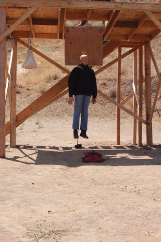 Dopracowana technicznie szubienica z XIX wieku