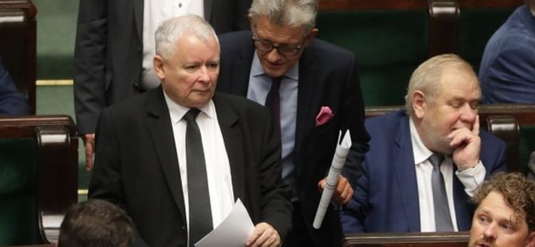 Degradacji nie będzie, czyli jak PiS zmieniło się w PO [KOMENTARZ]