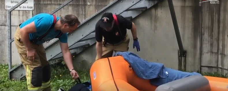 Čamac kojim su se spuštali mladići