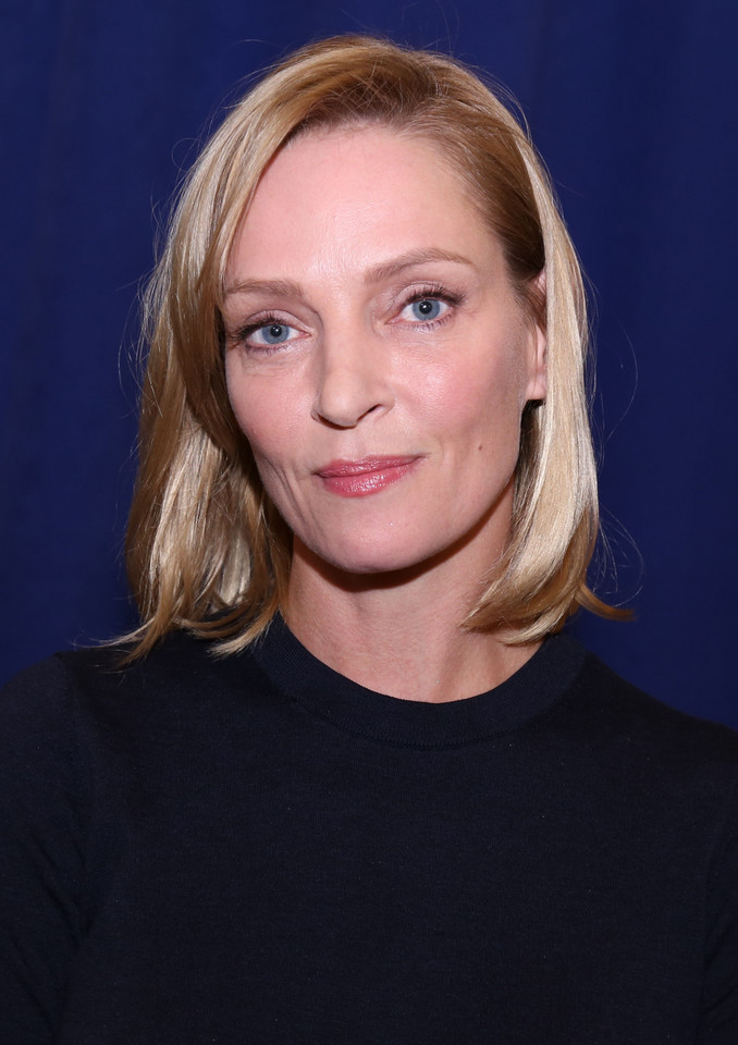 Uma Thurman w skromnej stylizacji w Nowym Jorku