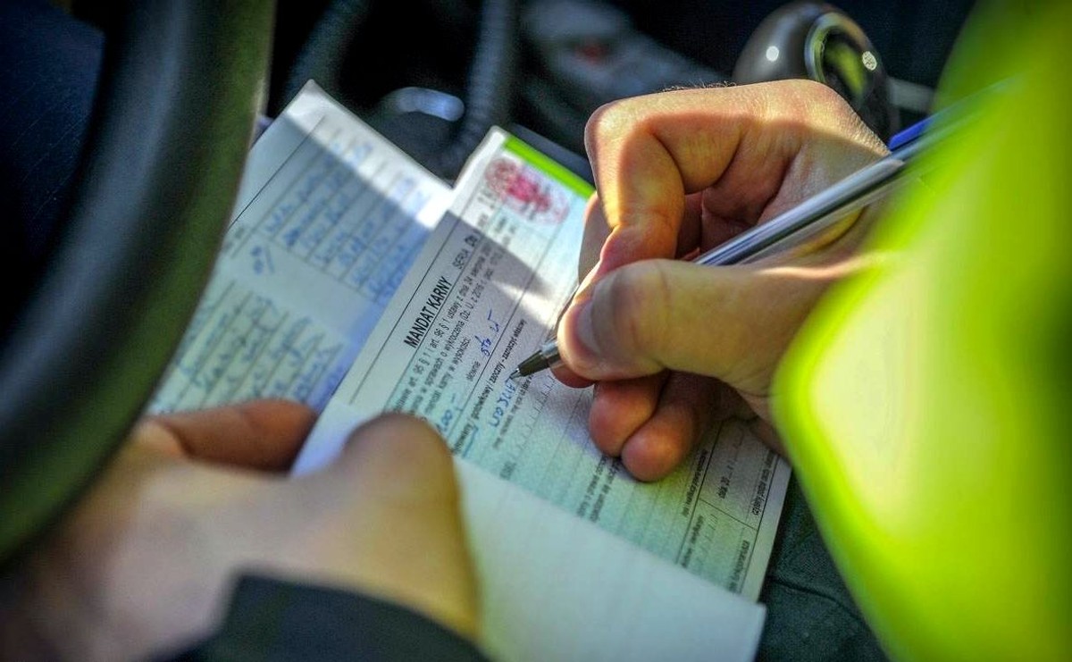 Oto najbardziej kontrolowane drogi w Polsce w 2019 r. Policja w tych miejscach najczęściej karze kierowców