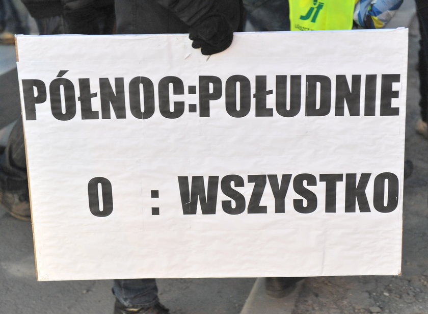 Protest na al. 29 Listopada w Krakowie