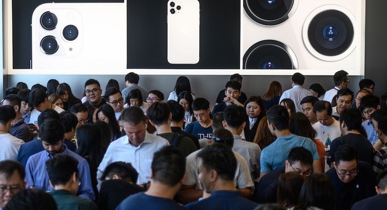 iphone 11 queue Hong Kong