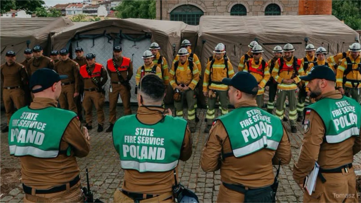 Elita naszych strażaków odpowiada na pilne wezwanie. Jest komunikat