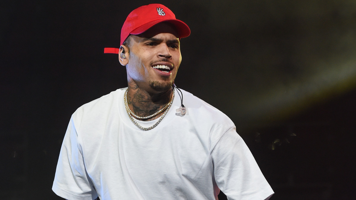 Chris Brown oskarżony o pobicie kobiety. "Odpadły jej włosy"