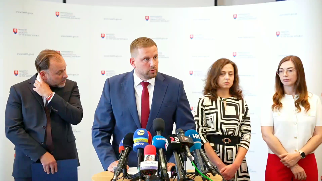 Minister zdravotníctva Kamil Šaško k tendru na záchranky