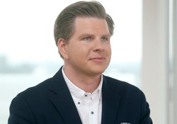 Jak Filip Chajzer reaguje na celebrytów: Jest mi słabo i mam gorączkę