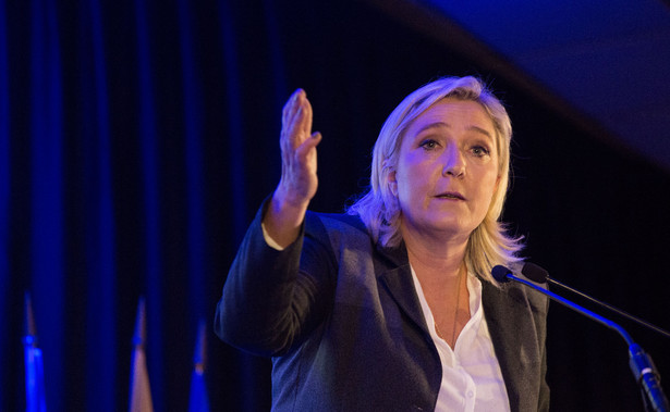 Wybory prezydenckie we Francji. Sondaż: Macron i Le Pen po 26 proc. głosów w pierwszej turze