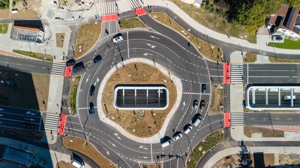 Nadzór budowlany wydał pozwolenie na użytkowanie nowej linii tramwajowej do Mistrzejowic. Oznacza to, że trasa i tunel przeszły wymagane odbiory oraz kontrole. 