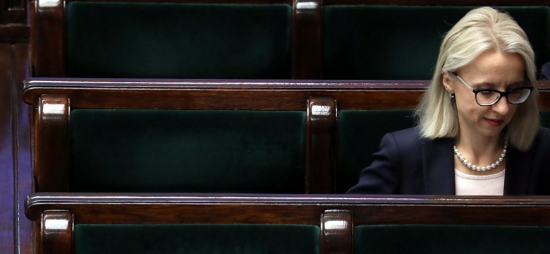 Mąż minister Czerwińskiej zasiadał w dwóch radach nadzorczych spółek kontrolowanych przez Skarb Państwa