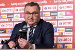 Michniewicz powołał kadrę, ale nie wiadomo, z kim biało-czerwoni będą grać