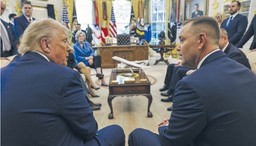 Wojska USA w Polsce. Trump nie daje nic za darmo – ostrzega prof. Fiedler