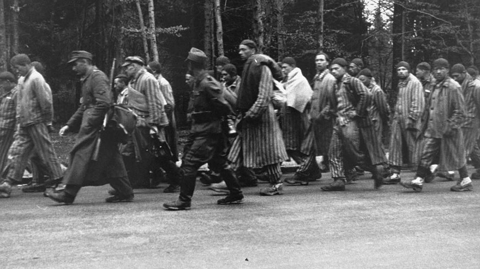 Marsz śmierci więźniów z obozu Dachau, 29 kwietnia 1945 r. (zdjęcie ilustracyjne)