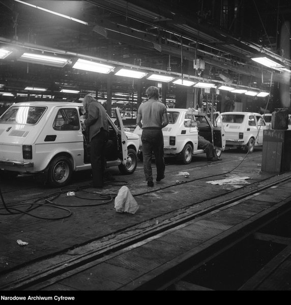 Fabryka Samochodów Małolitrażowych w Tychach (1975)