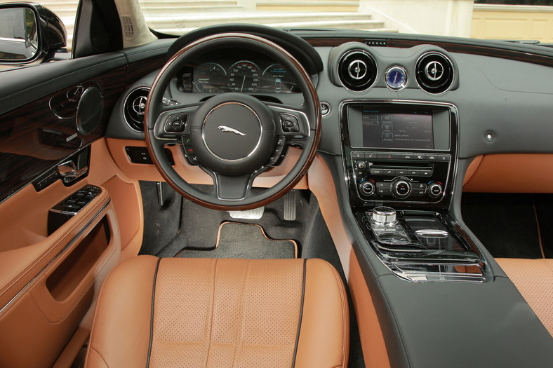 Jaguar XJ 3.0 Diesel: luksus dla znudzonych