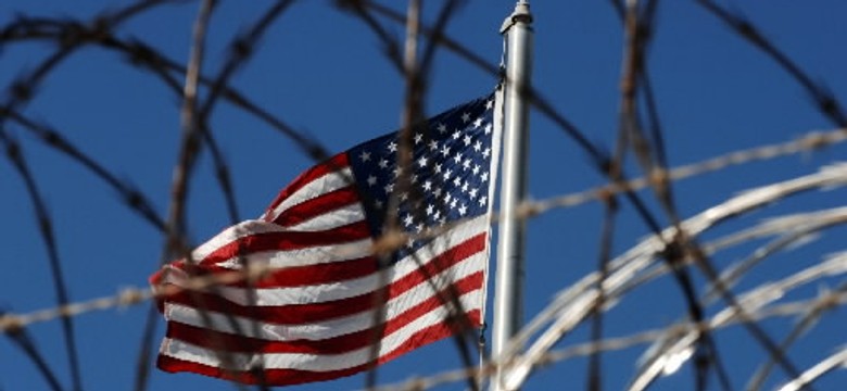 Były więzień Guantanamo pozwał rząd USA