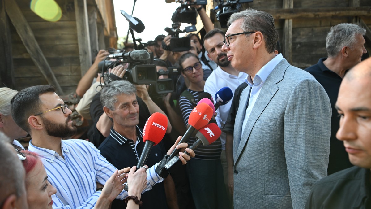 Vučić otkrio kada će novac biti isplaćen građanima Srbije, ovi datumi se spominju!